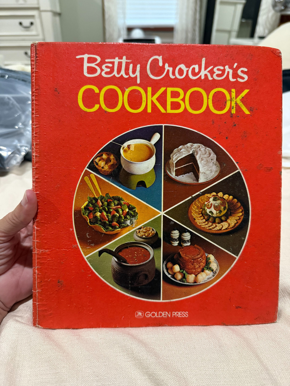 Betty Crocker's Cookbook Vintage Red Hardcover Golden Press